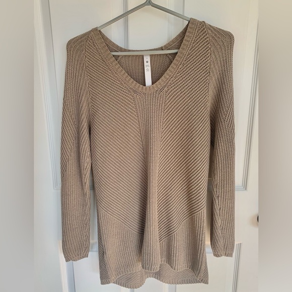Lululemon knit Size 2 - Picture 1 of 5